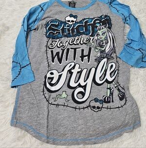 Monster High by Mattel 2012 Raglan Jersey T-shirt XL (14-16) Frankie Stein
